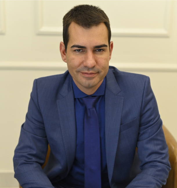 Dr Márcio H. Alves
